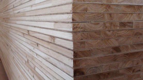 室内装修细木工板是人造板吗装修板锯末板什么样木工做生态板床头图片