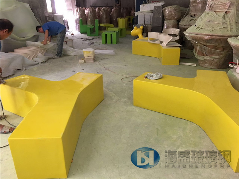 玻璃钢座椅材料介绍